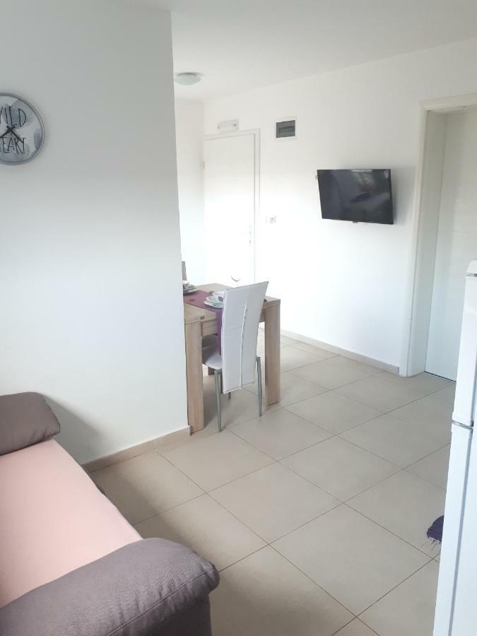 Spider Apartments Pirovac Zewnętrze zdjęcie